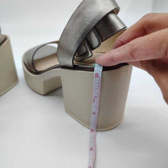 Naked Feet Iconoclast Platform Sandals Chunky Womens Size 6 M Metallic Open - Picture 7 of 12